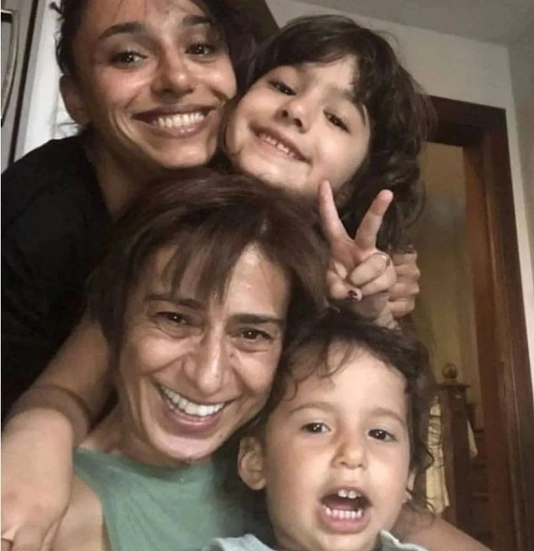 Yıldız Tilbe'nin kızı Sezen Burçin, annesine olan benzerliğiyle şaşırttı 5