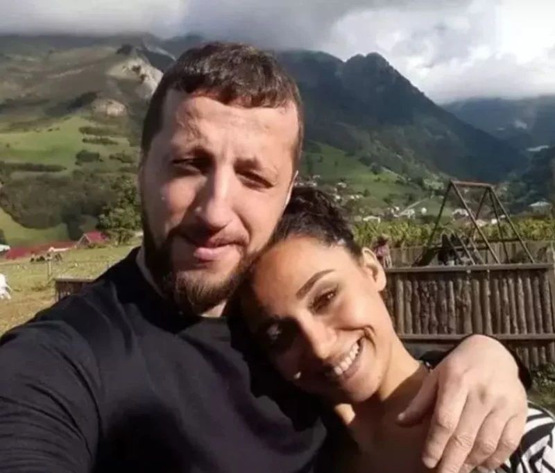 Yıldız Tilbe'nin kızı Sezen Burçin, annesine olan benzerliğiyle şaşırttı 6