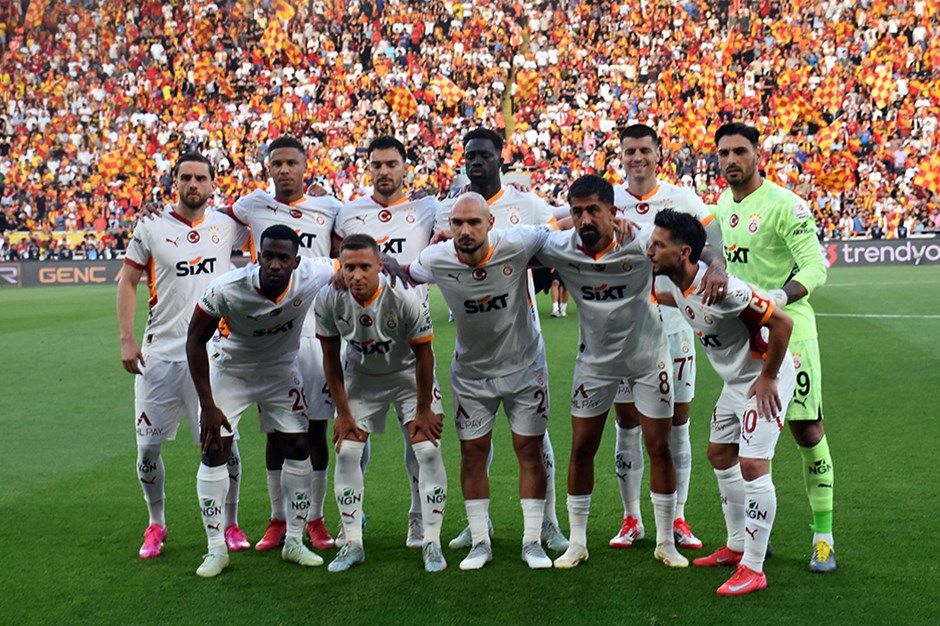 Tugay Kerimoğlu'dan yönetime çağrı: Galatasaray ikisini de takımda tutsun! 1