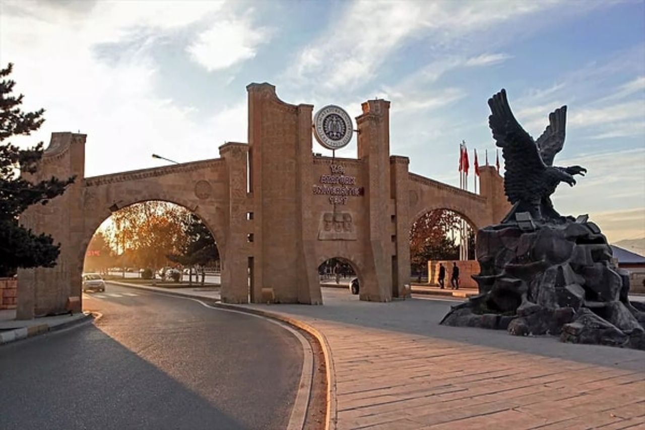 Türkiye’nin en iyi devlet üniversiteleri açıklandı! Zirvede sürpriz değişim 13
