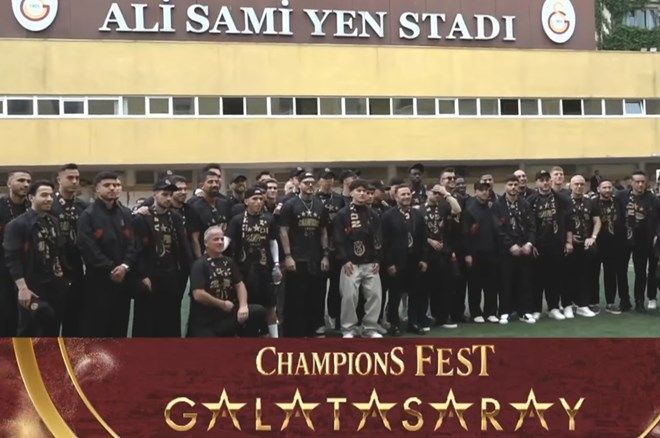 Galatasaray'da 5 yıldızlı şampiyonluk coşkuyla kutlandı! 1