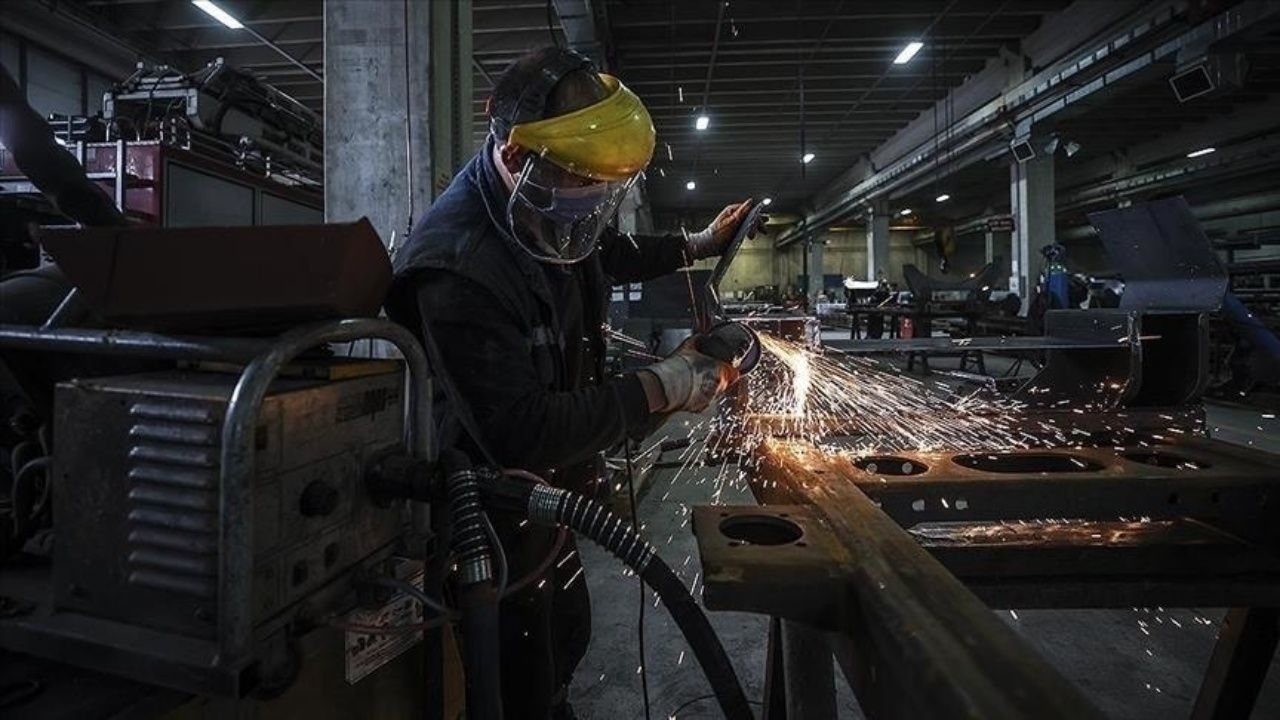 Türkiye'nin en büyük sanayi şirketleri açıklandı! TÜPRAŞ zirvedeki yerini korudu, Ford otomotiv yükselişte 5