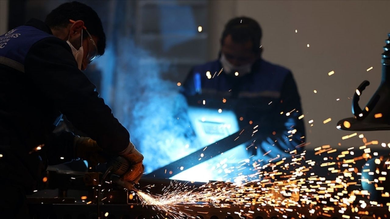 Türkiye'nin en büyük sanayi şirketleri açıklandı! TÜPRAŞ zirvedeki yerini korudu, Ford otomotiv yükselişte 3