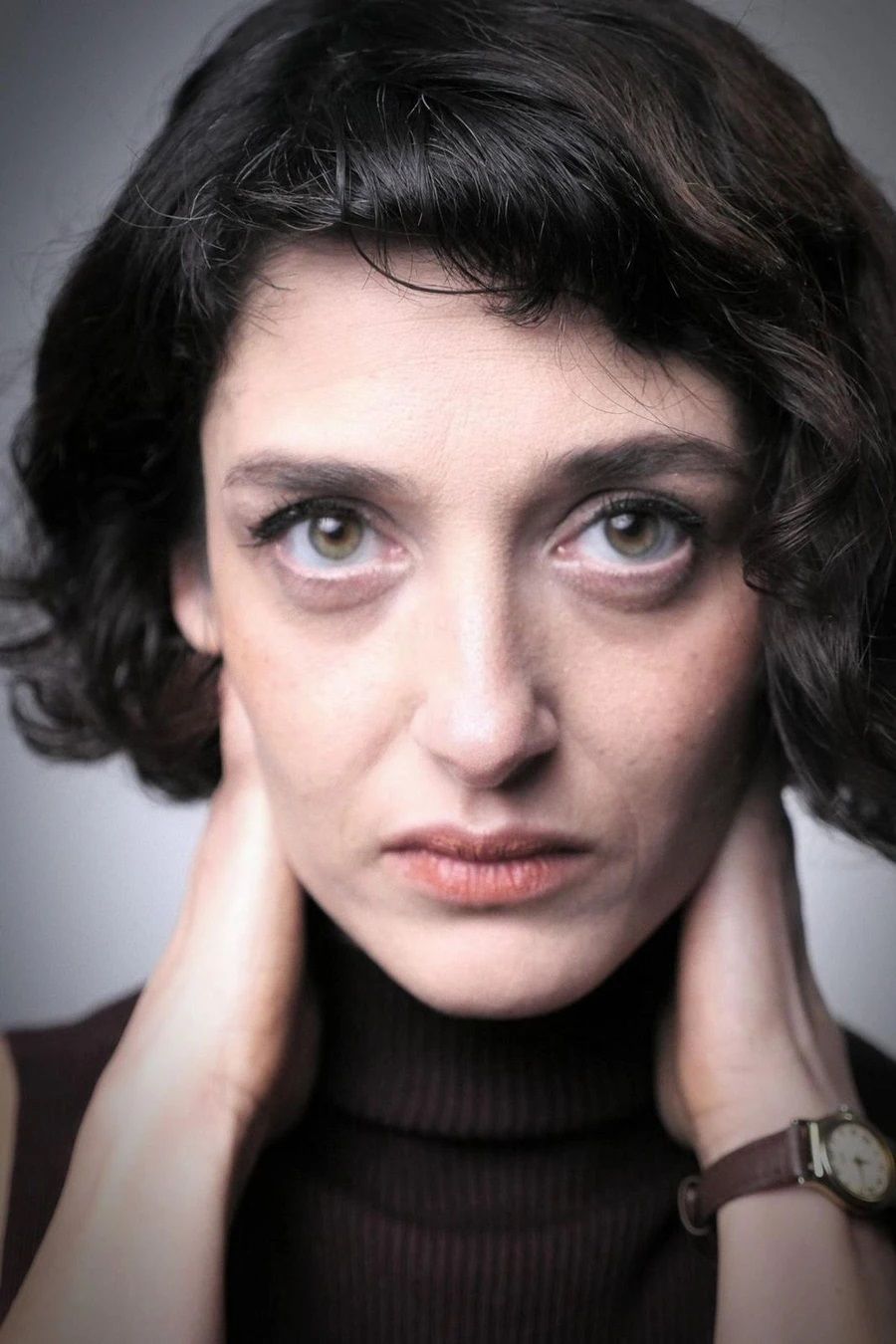 'Adile' filminde Ayşen Gruda'yı canlandıracak oyuncu belli oldu 5