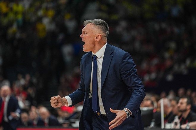 Fenerbahçe Beko, EuroLeague şampiyonluğunu taraftarlarıyla kutladı: Bağdat Caddesi'nde tarihi anlar... 3