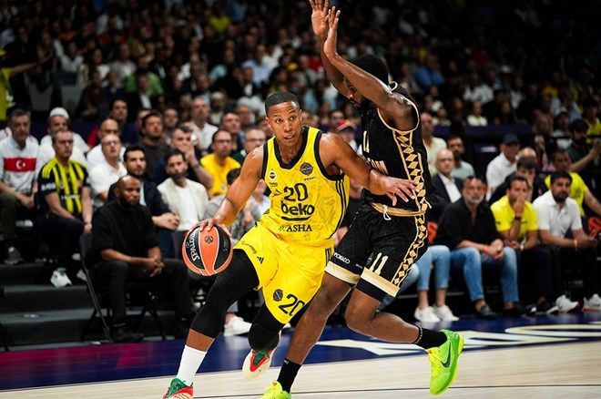 Fenerbahçe Beko, EuroLeague şampiyonluğunu taraftarlarıyla kutladı: Bağdat Caddesi'nde tarihi anlar... 6