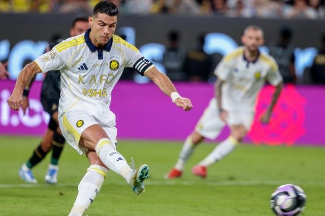 Cristiano Ronaldo'nun transferi dünya gündemine bomba gibi düştü: Yeni takımını duyurdular! 5