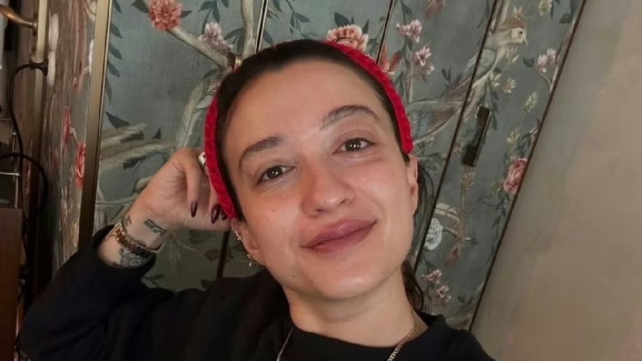 Melike Şahin'in makyajsız güzelliğine hayranlarından tam not! Yorum yağdı... 5