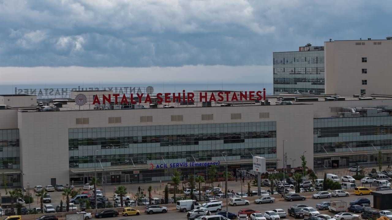 Antalya'da Azerbaycan Muaythai Federasyon Başkanı Araz Musayev'e bıçaklı saldırı 8
