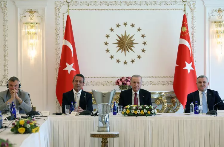 Cumhurbaşkanı Recep Tayyip Erdoğan, Euroleague şampiyonu Fenerbahçe'yi kabul etti 4