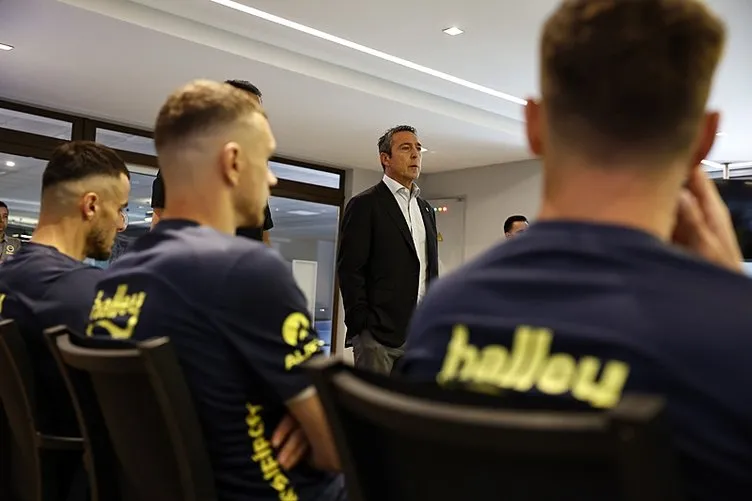 Fenerbahçe'de skandal tören: Yıldız isimlere mutfakta plaket verildi... 5