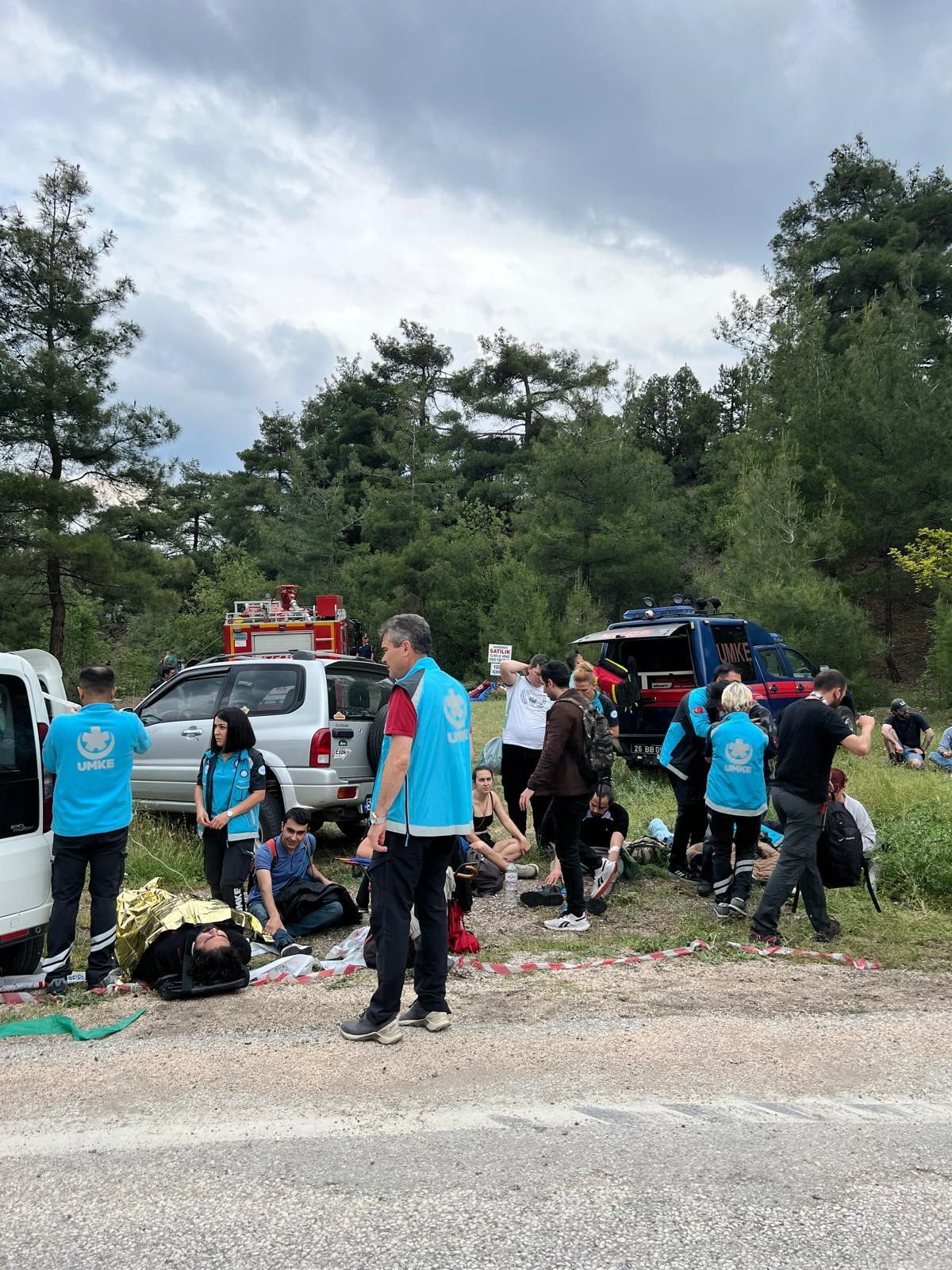 Otomobil Sporları Federasyonu aracı Eskişehir'de şarambole uçtu: 5'i ağır 28 yaralı 4