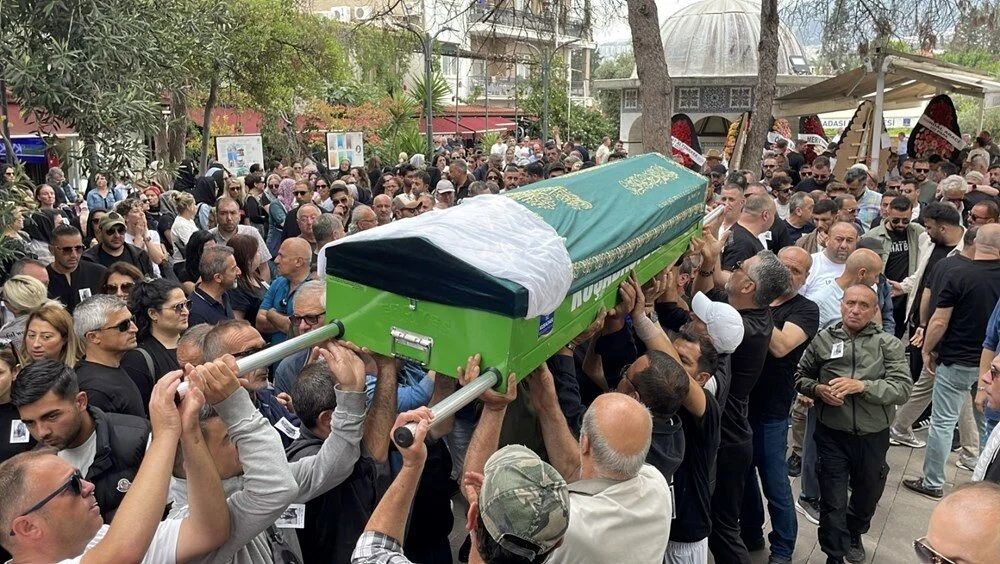 Vefatıyla sanat dünyasını yasa boğmuştu! Şarkıcı Şimal son yolculuğuna uğurlandı! 2