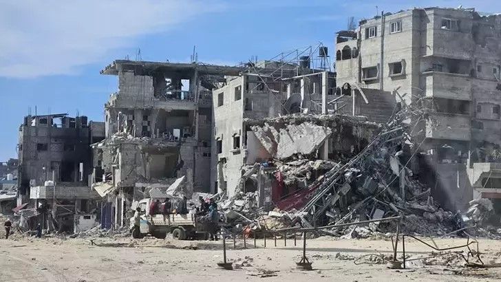 İsrail'den yeni katliam! İnsani yardım noktasına ulaşmaya çalışan Filistinli sivillere ateş açıldı: En az 30 ölü, 175 yaralı 5