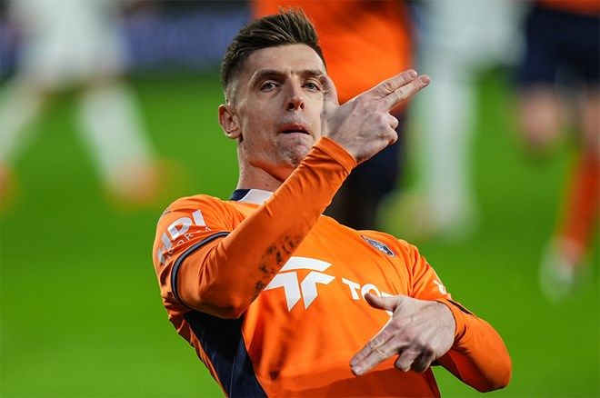 Başakşehir transferi resmen duyurdu: Krzysztof Piatek'ten dev gelir! 3