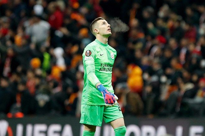 Galatasaray'dan “yeni Muslera” hamlesi: Transferde tek rakibi var! 6