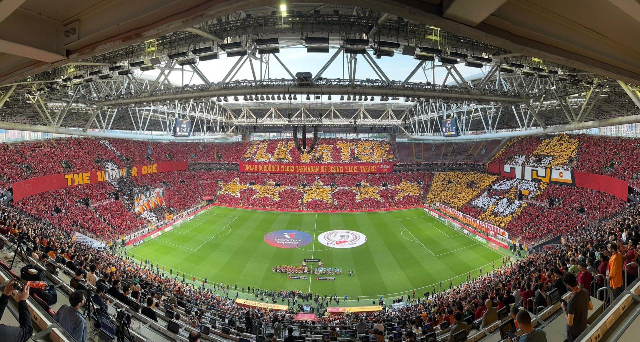 Dursun Özbek'ten Galatasaray camiasına bayram müjdesi! Osimhen'in tapusu alınıyor... İşte transferde son durum 9