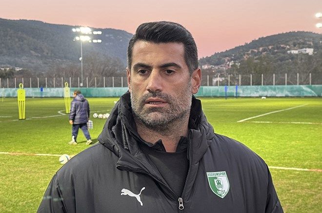 Volkan Demirel, "Sat" diyerek Fenerbahçe'nin 3 futbolcusunun üstünü çizdi 4