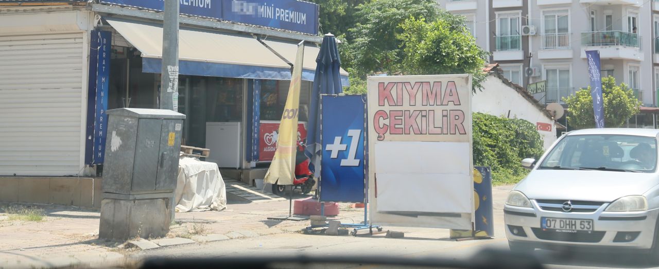 Antalya'da tekel bayisinden "kıyma çekilir" hizmeti! Kasaplar öfkeli, cezası büyük 3