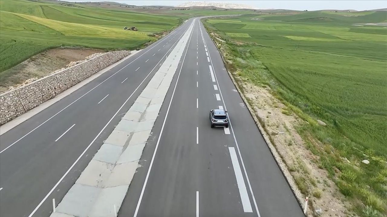 Türkiye'de bir ilk daha! Melodili yolda sırada Mehter Marşı Var! 1