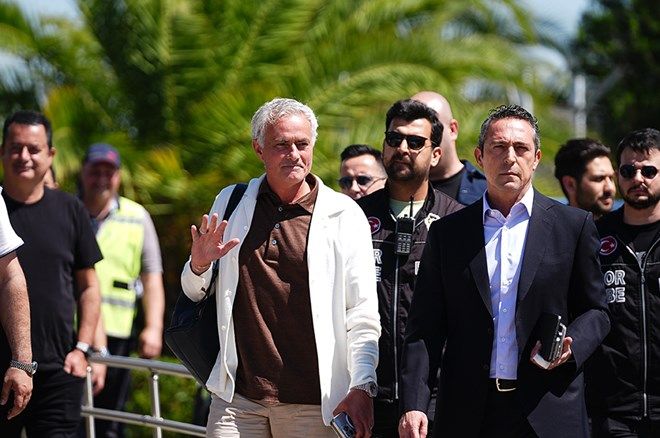 Fenerbahçe'yi karıştıracak iddia: Acun Ilıcalı'nın ipini Jose Mourinho kesmiş! 5