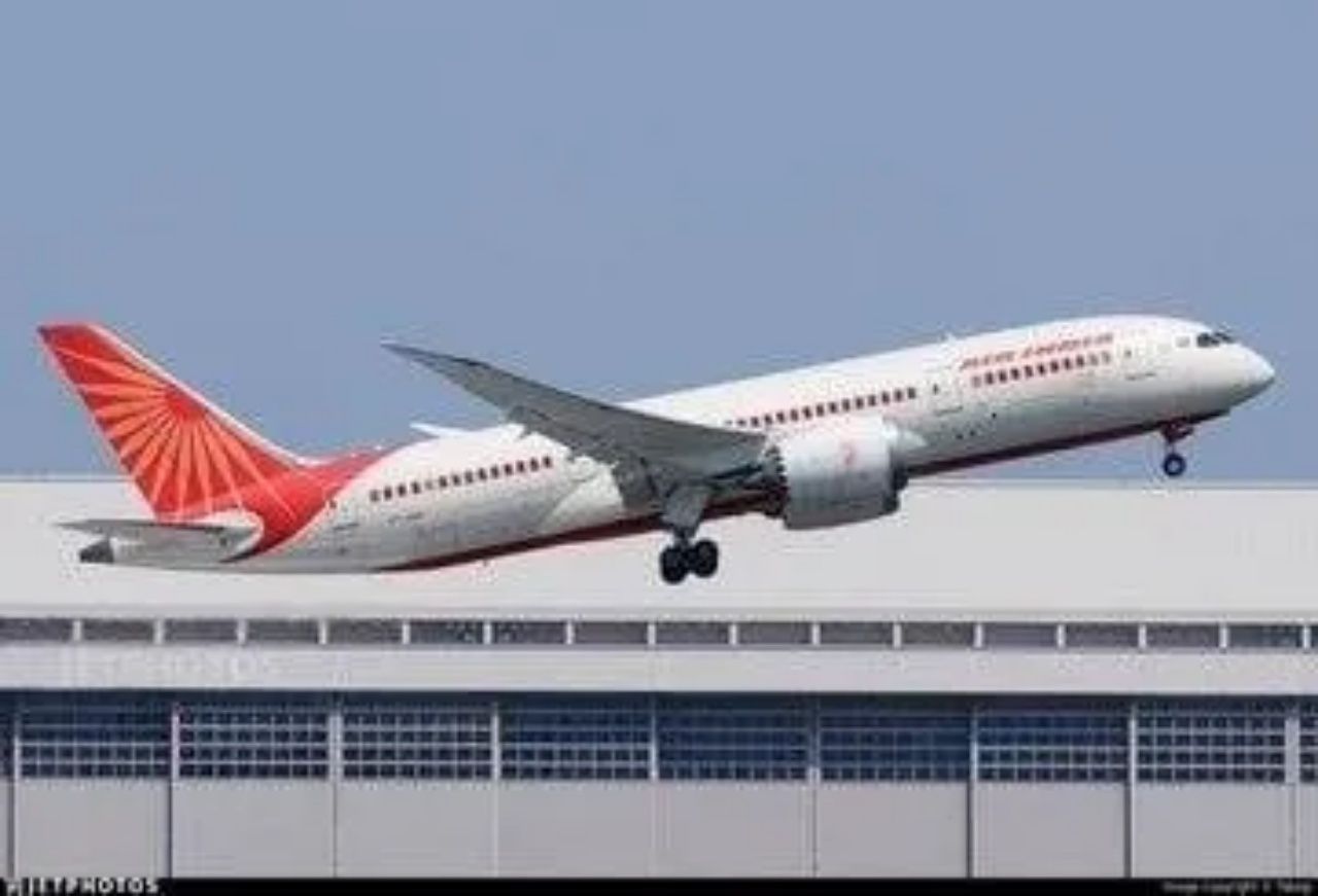Air India pilotunun uçak düşmeden önce kuleye yardım çağrısı yaptığı ortaya çıktı! 5
