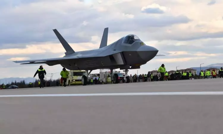 Türk'ün gökyüzündeki gücü: Dev satış sonrası KAAN'ı yere göğe sığdıramadılar! 14