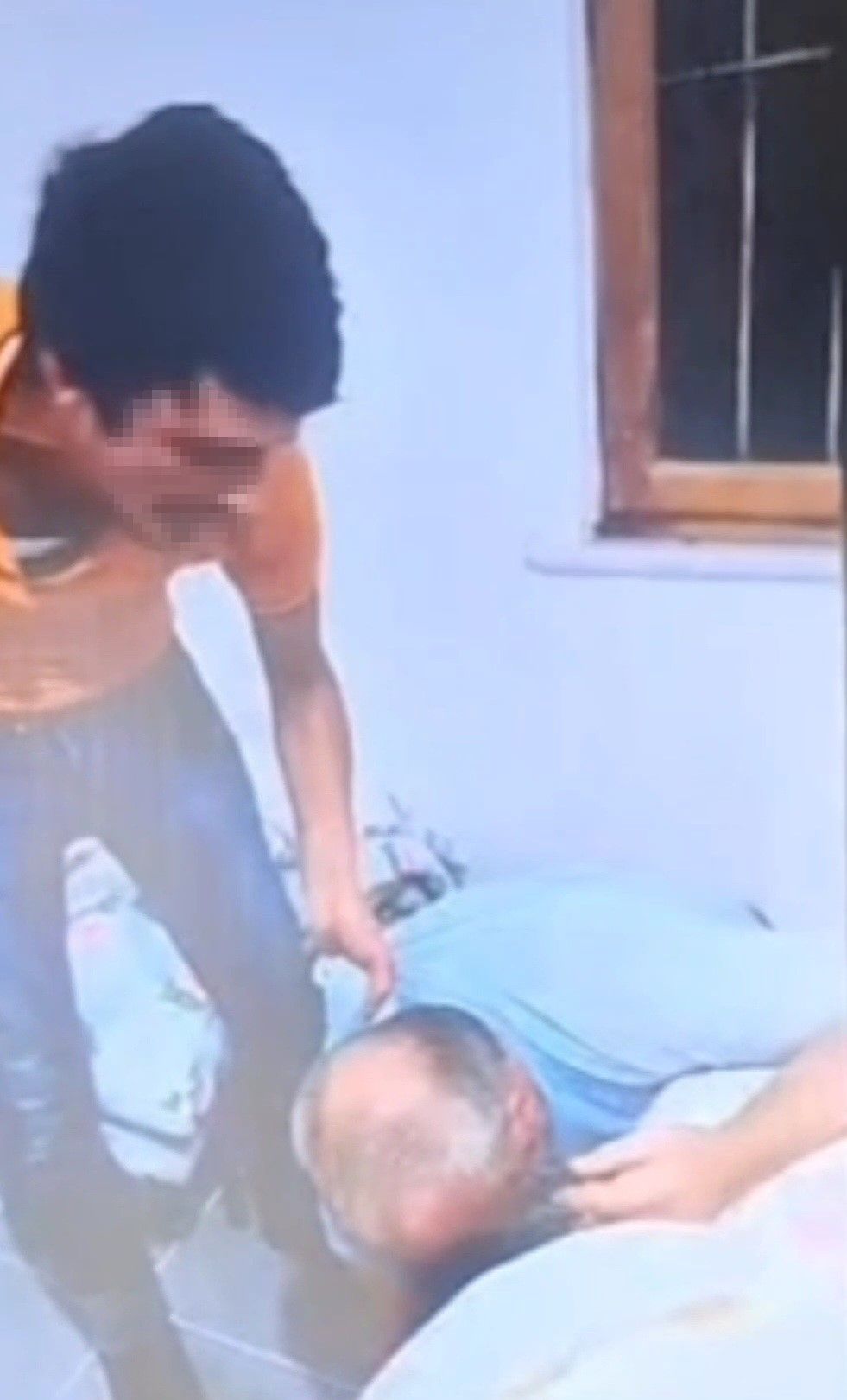 Ordu'da vahşet! Yaşlı adamın dövülerek öldürülmesi görüntüleri ortaya çıktı 5