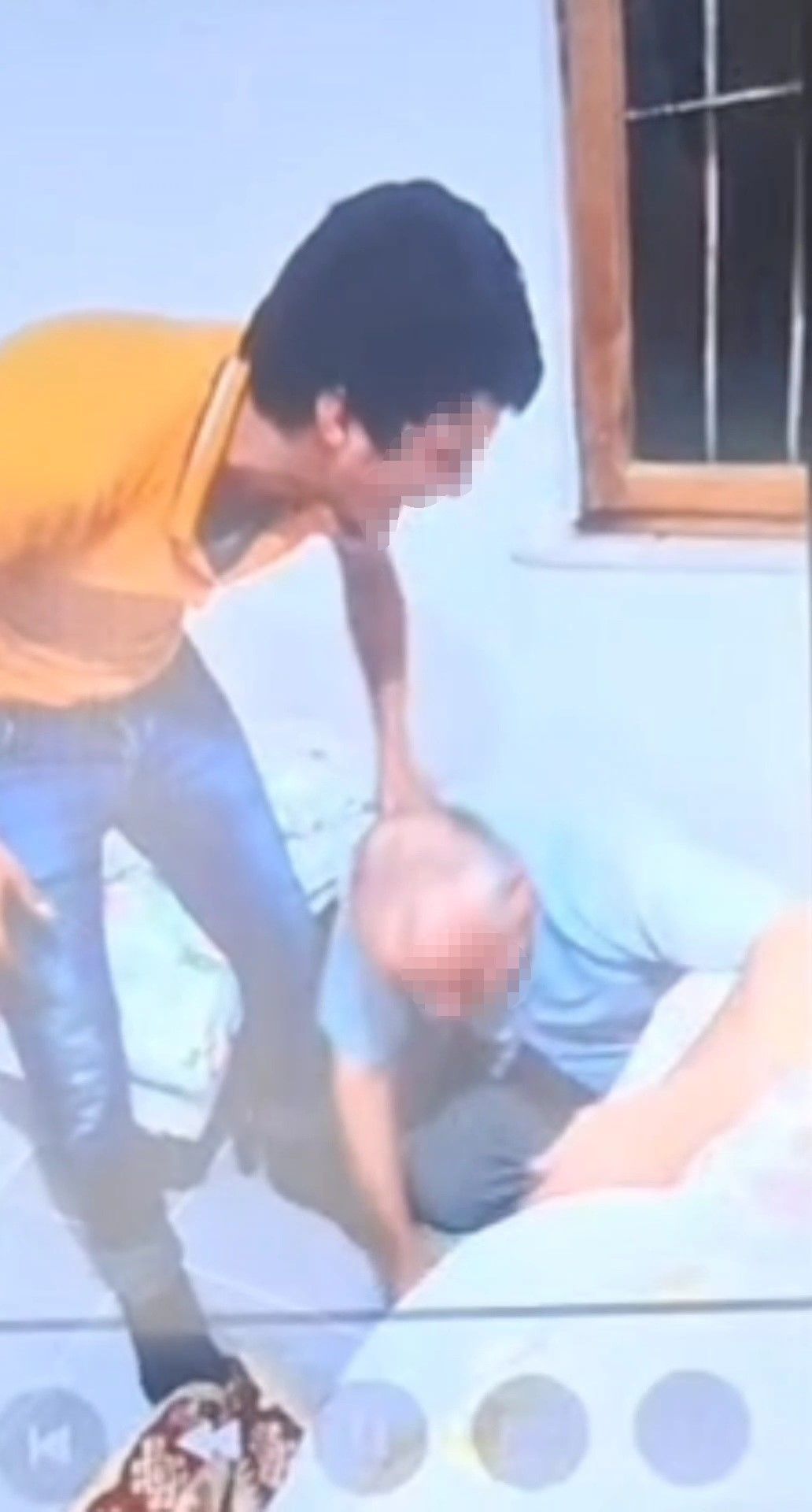 Ordu'da vahşet! Yaşlı adamın dövülerek öldürülmesi görüntüleri ortaya çıktı 2