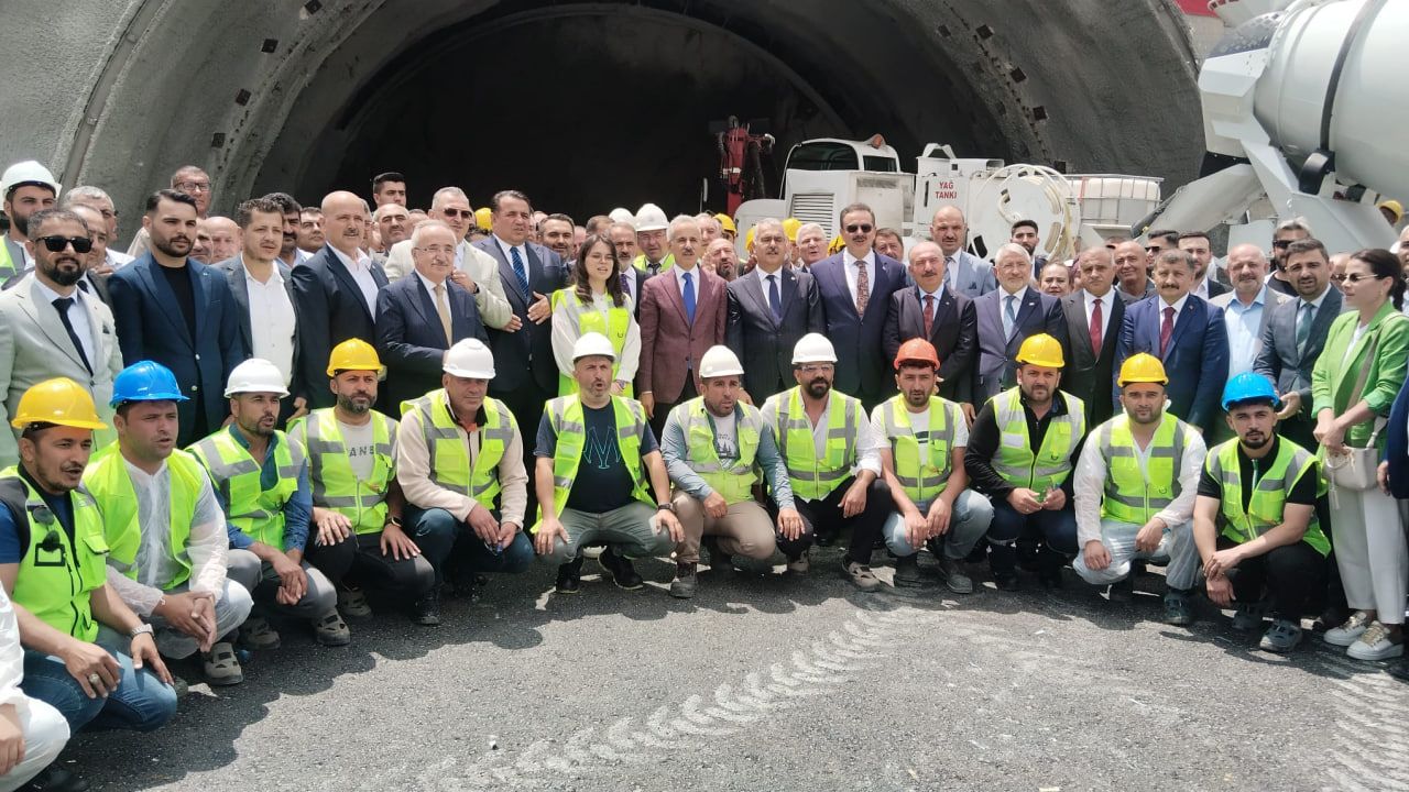 Abdulkadir Uraloğlu: 2053’te ülkemizi 48 saatte dolaşmak mümkün olacak 2