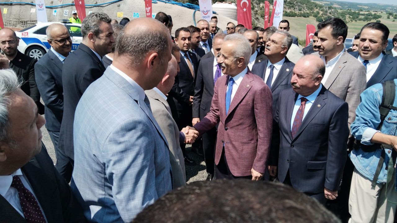 Abdulkadir Uraloğlu: 2053’te ülkemizi 48 saatte dolaşmak mümkün olacak 4