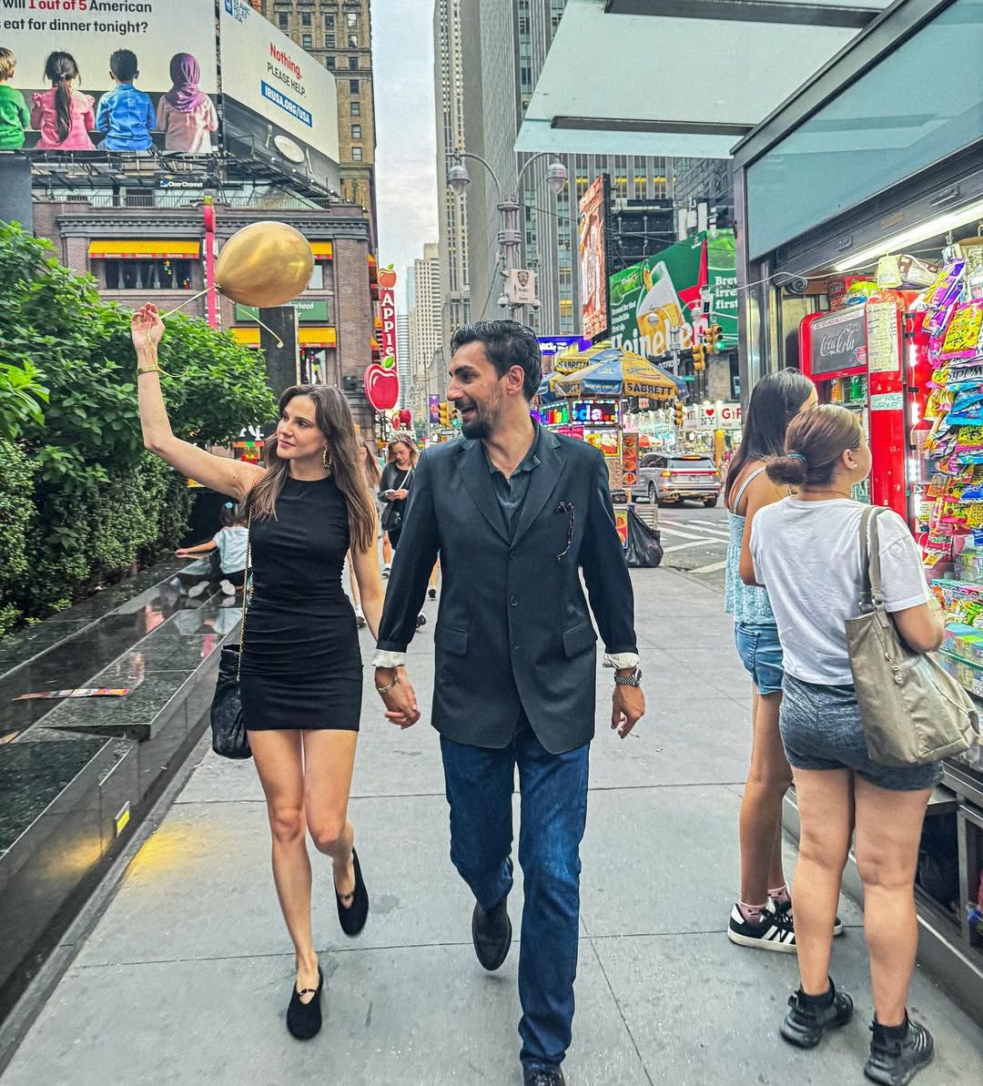 New York’ta aşk rüzgarı: Alina Boz ve Umut Evirgen’den romantik doğum günü kutlaması 2
