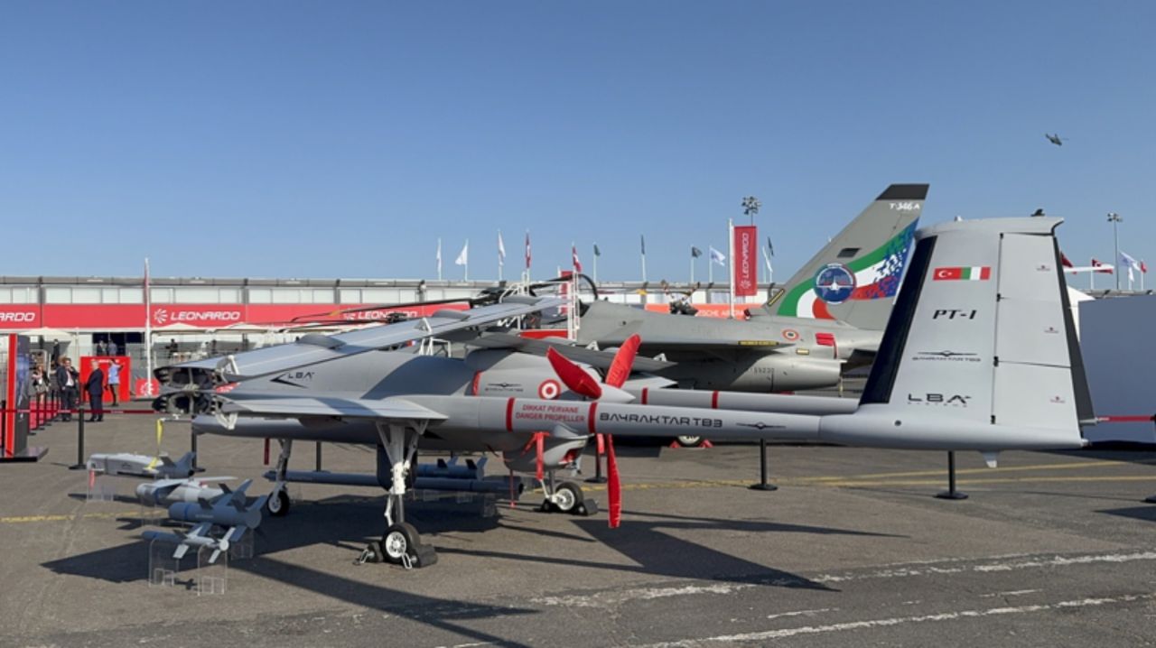 Baykar-Leonardo ortaklığı Paris AirShow’a damga vurdu! Selçuk Bayraktar ve Cingolani’den tarihi imza 2