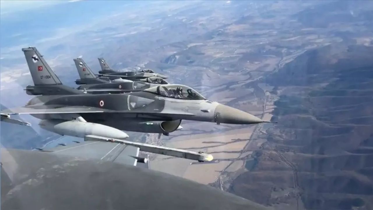 Türk F-16’ları havada! Sınırı ihlal eden İsrail uçaklarına sert uyarı! Türkiye teyakkuzda 3