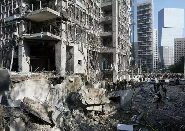 İsrail-İran savaşında 8. gün: Füze yağmuru durmuyor, İsrail'in siber güvenlik merkezi imha edildi! 5