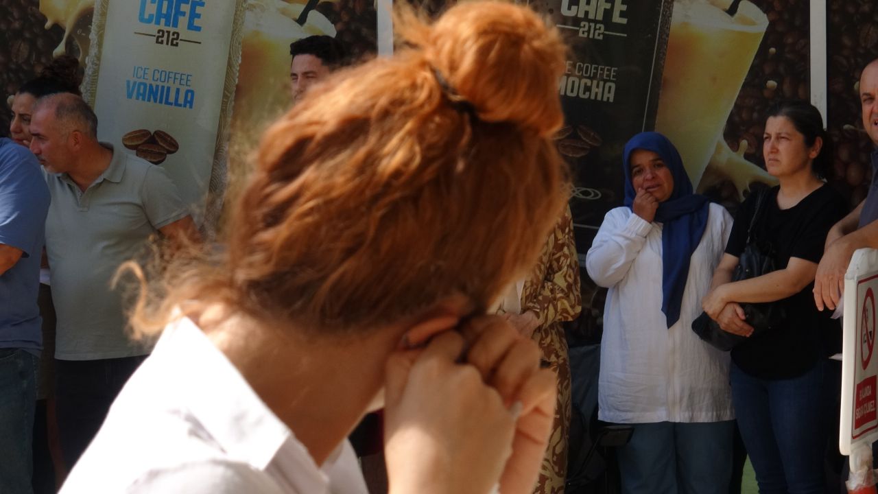 YKS'de takı krizi... Küpelerini çıkaramayan genç kızın üniversite hayali suya düştü 1