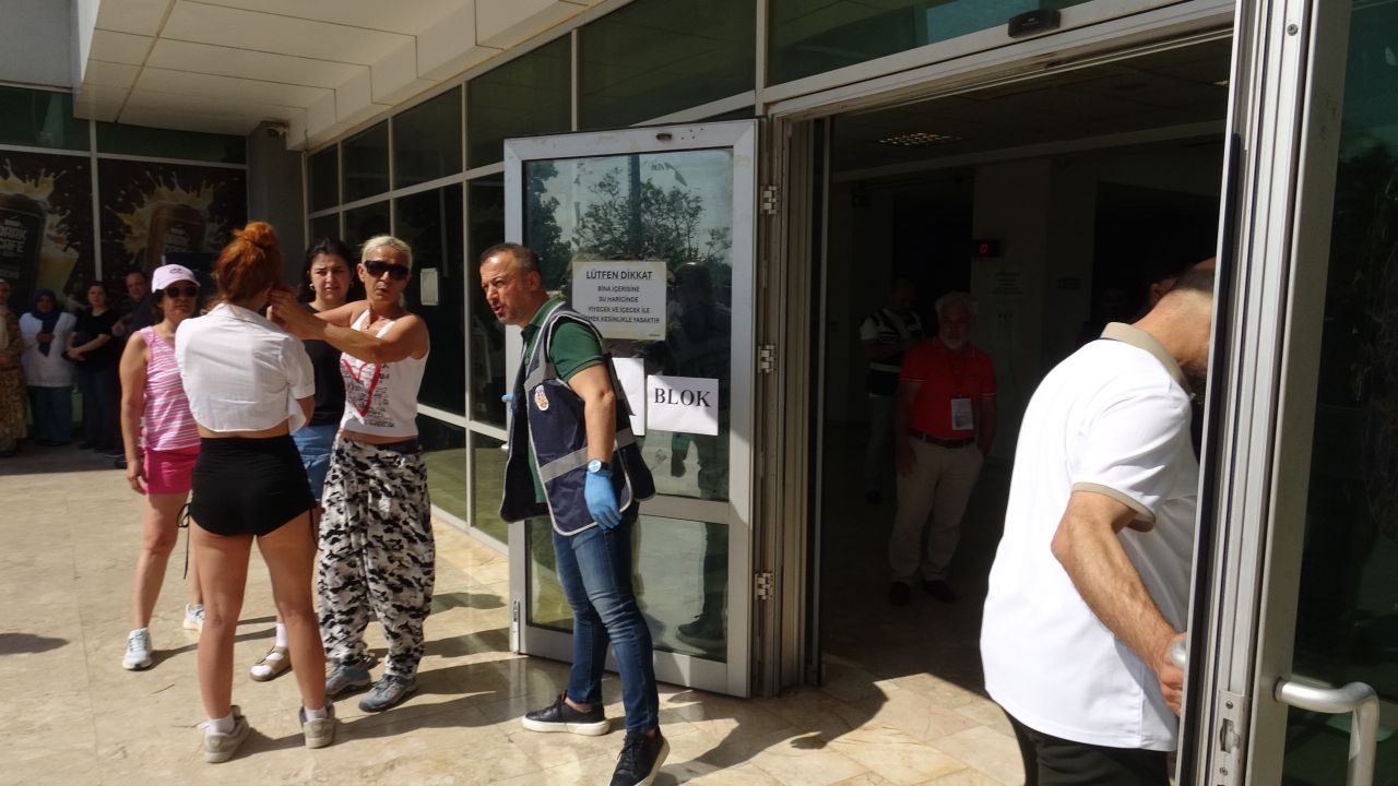 YKS'de takı krizi... Küpelerini çıkaramayan genç kızın üniversite hayali suya düştü 5