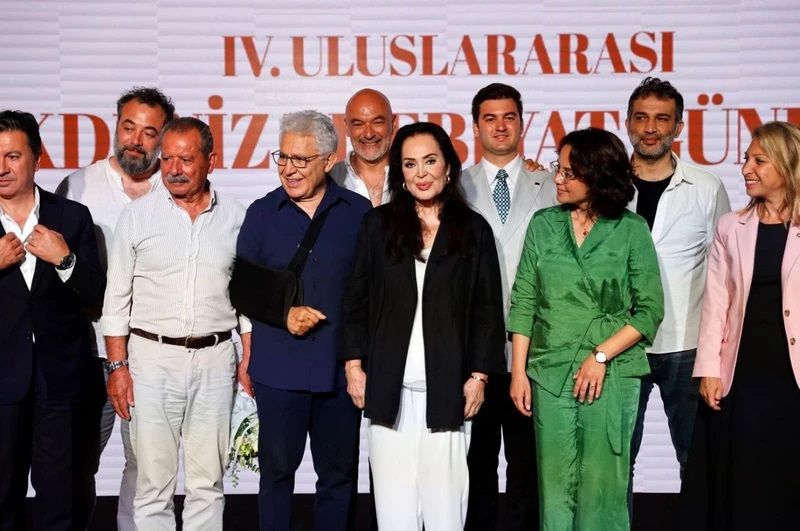 Yeşilçam'ın efsanesi Türkan Şoray'dan sinema itirafı! "Bizi oyuncu olarak görmüyorlardı" 2