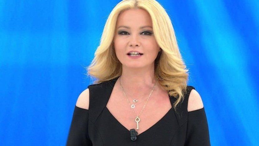 Müge Anlı'nın kızı üniversiteden mezun oldu! Gören herkes aynı yorumu yapıyor: Annesinin kopyası 10