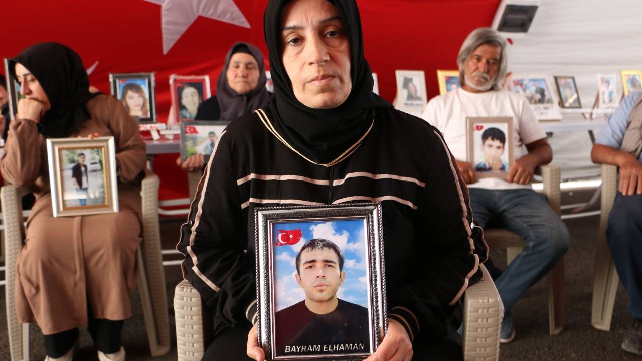 Boşuna çekilmedi bunca acılar... Diyarbakır anneleri kavurucu sıcaklara rağmen evlat nöbetine devam ediyor 6