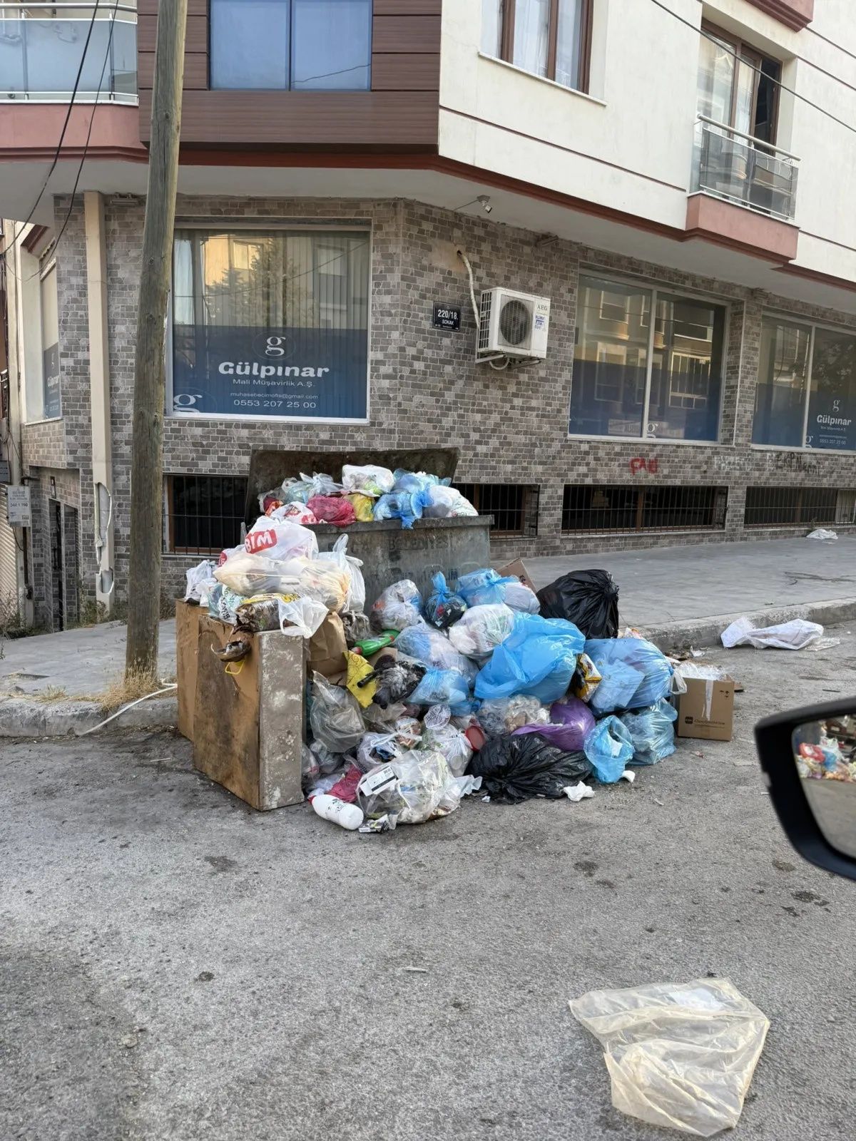 CHP'li Buca Belediyesi’nde grev krizi büyüyor: Çöpler toplanmıyor, mahalleleri kötü koku ve fareler sardı! 4