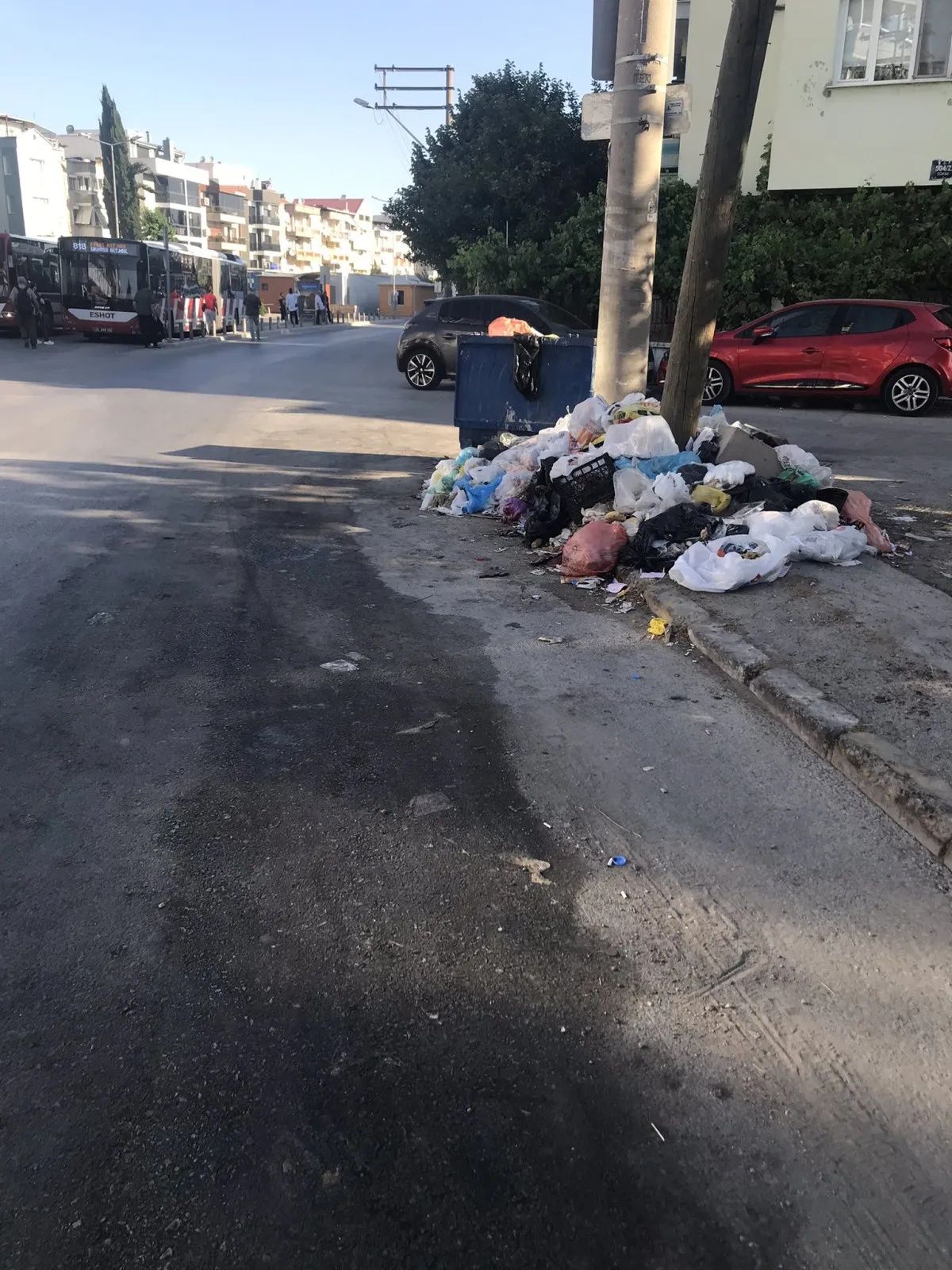 CHP'li Buca Belediyesi’nde grev krizi büyüyor: Çöpler toplanmıyor, mahalleleri kötü koku ve fareler sardı! 7