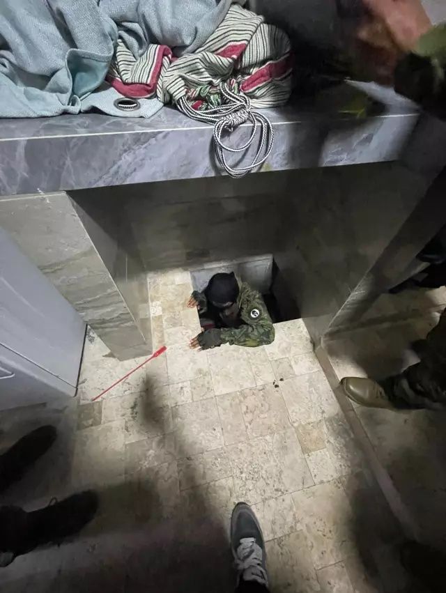 Kaçışı ülkeyi karıştırmıştı… Ekvador’un en çok aranan uyuşturucu baronu 'Fito' yakalandı 4