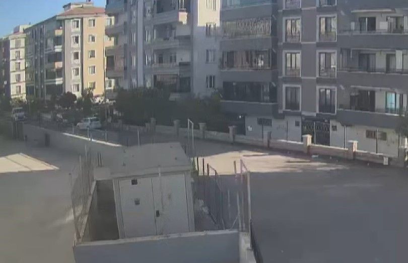 Gaziantepli Emel memurun şüpheli ölümü! İki aylık hamileydi, üçüncü kattaki evlerinin penceresinden düştü 4