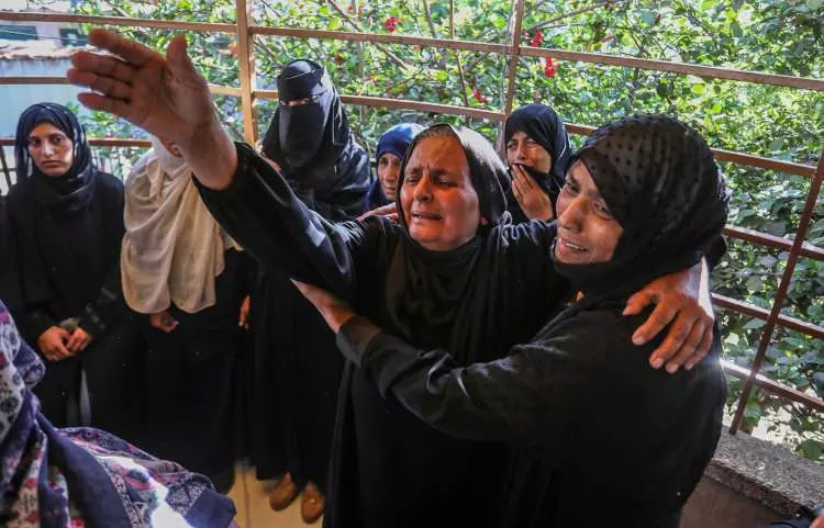 Katliam sonrası sürgün emri: Gazze'den kan donduran görüntüler! 13