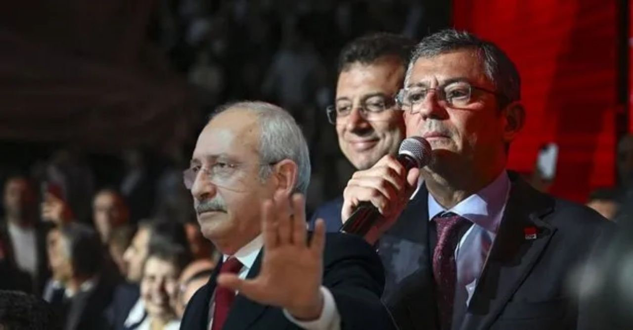 CHP'deki iç savaş kızışıyor! Özel'den kurultay davasının ertelenmesine akla ziyan tepki ... 2