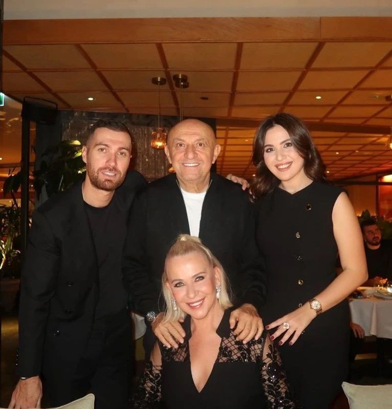 Çorum'da dünyaevine girmişlerdi! Elif Engin ile Ahmet Emin Ahlatcı'dan balayı pozu geldi 1