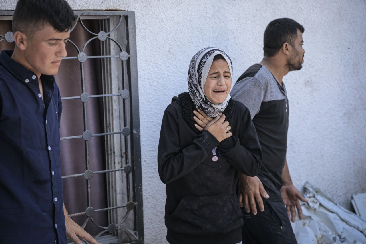 Alçaklar sürüsü, Endonezya Hastanesi Başhekimi Mervan Sultan'ın evini bombaladı!  Eşi ve beş çocuğuyla birlikte şehit edildi... 6