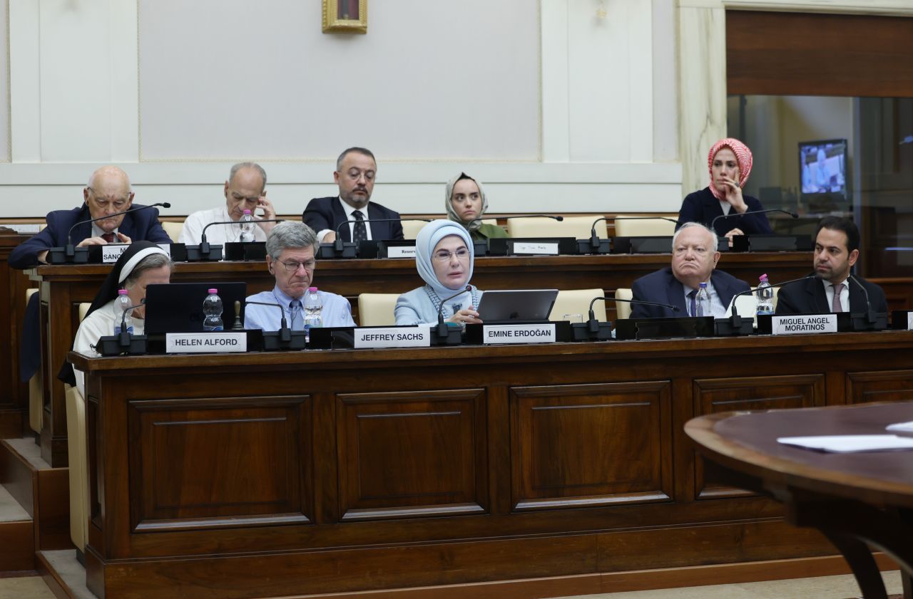 Emine Erdoğan, Vatikan’da ‘Kardeşlik Temelli Ekonomi: Etik Çok Taraflılık’ konferansına katıldı 5