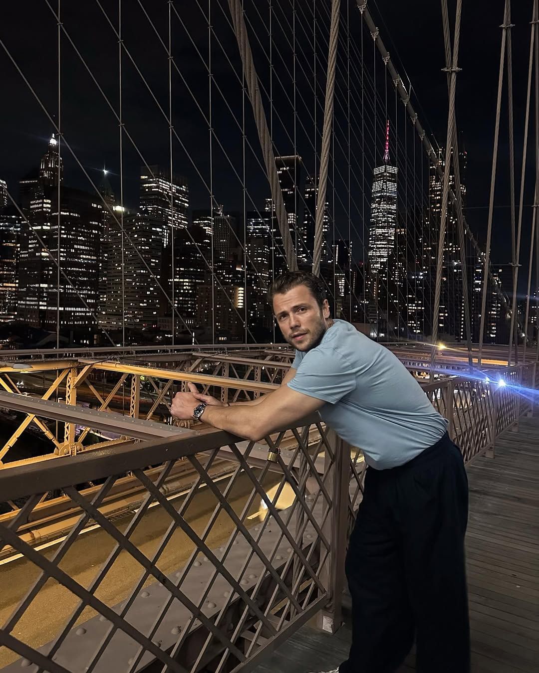 Zeynep Mayruk'tan New York sokaklarında karnı burnunda pozlar 7